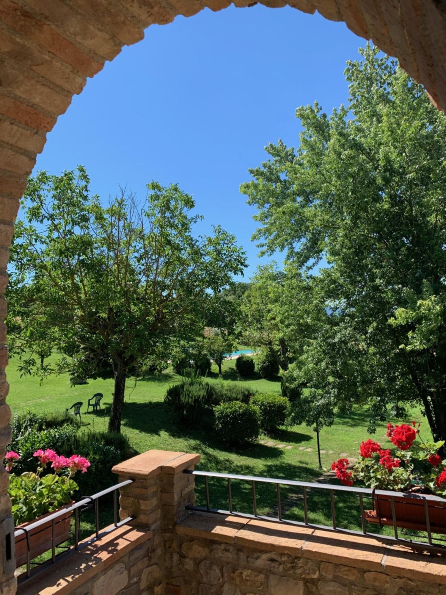 Agricola Caicucci Villa Montone  Exteriör bild