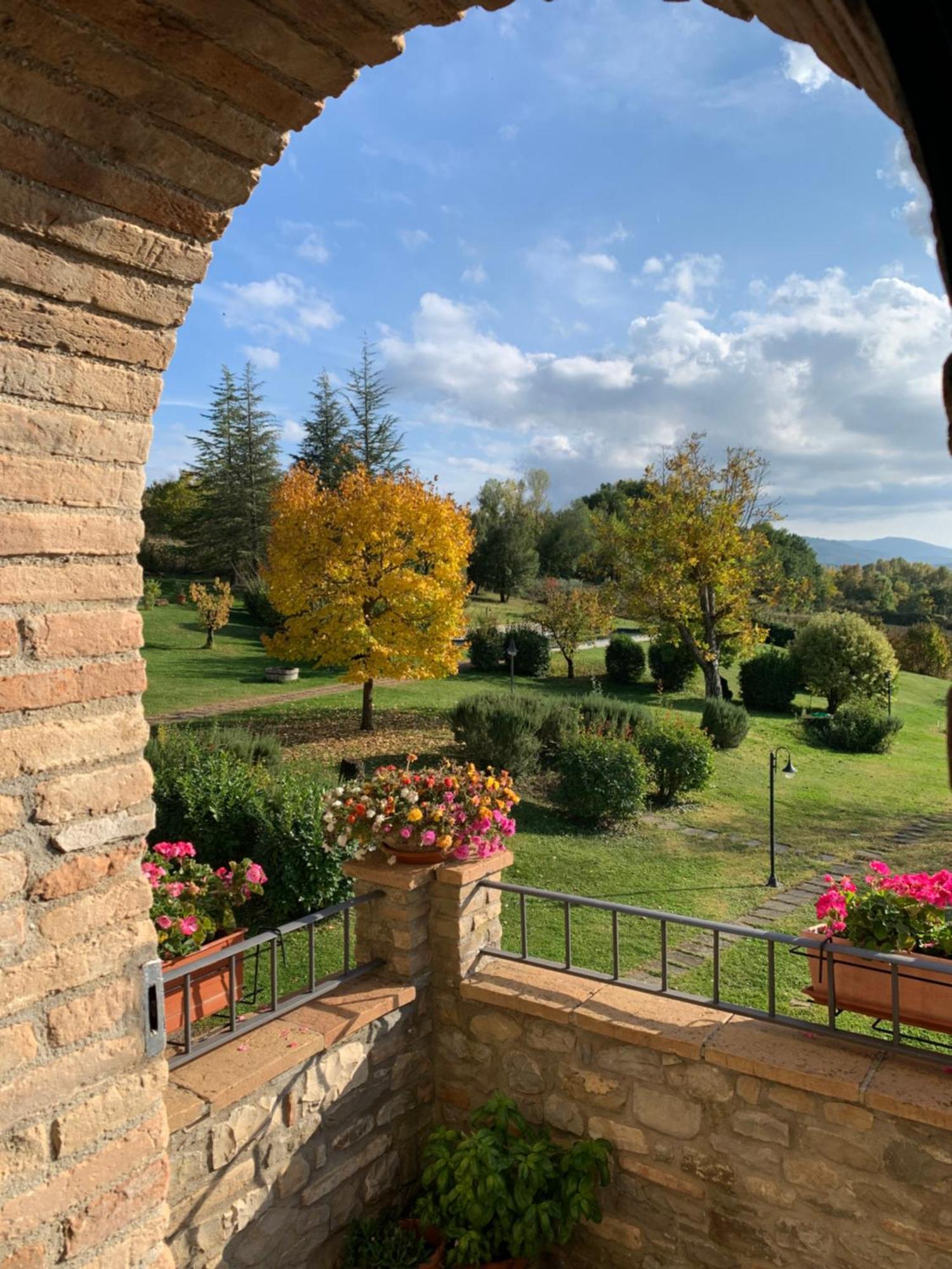 Agricola Caicucci Villa Montone  Exteriör bild
